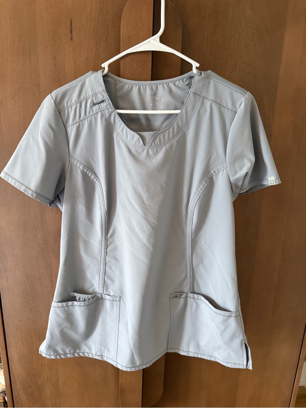Women's Short Sleeve Scrub Top - Light Gray